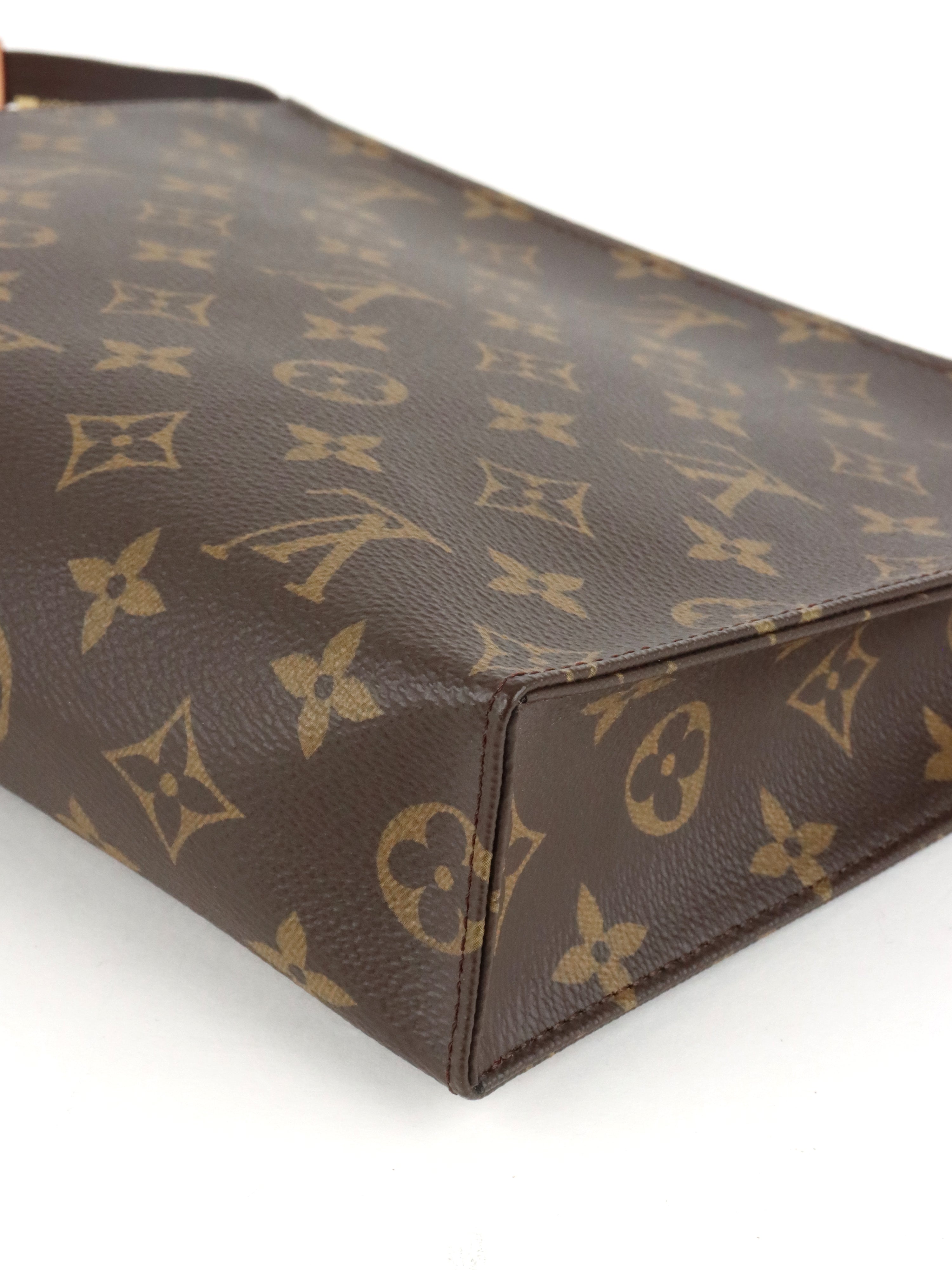 Louis Vuitton Poche Toilette GM