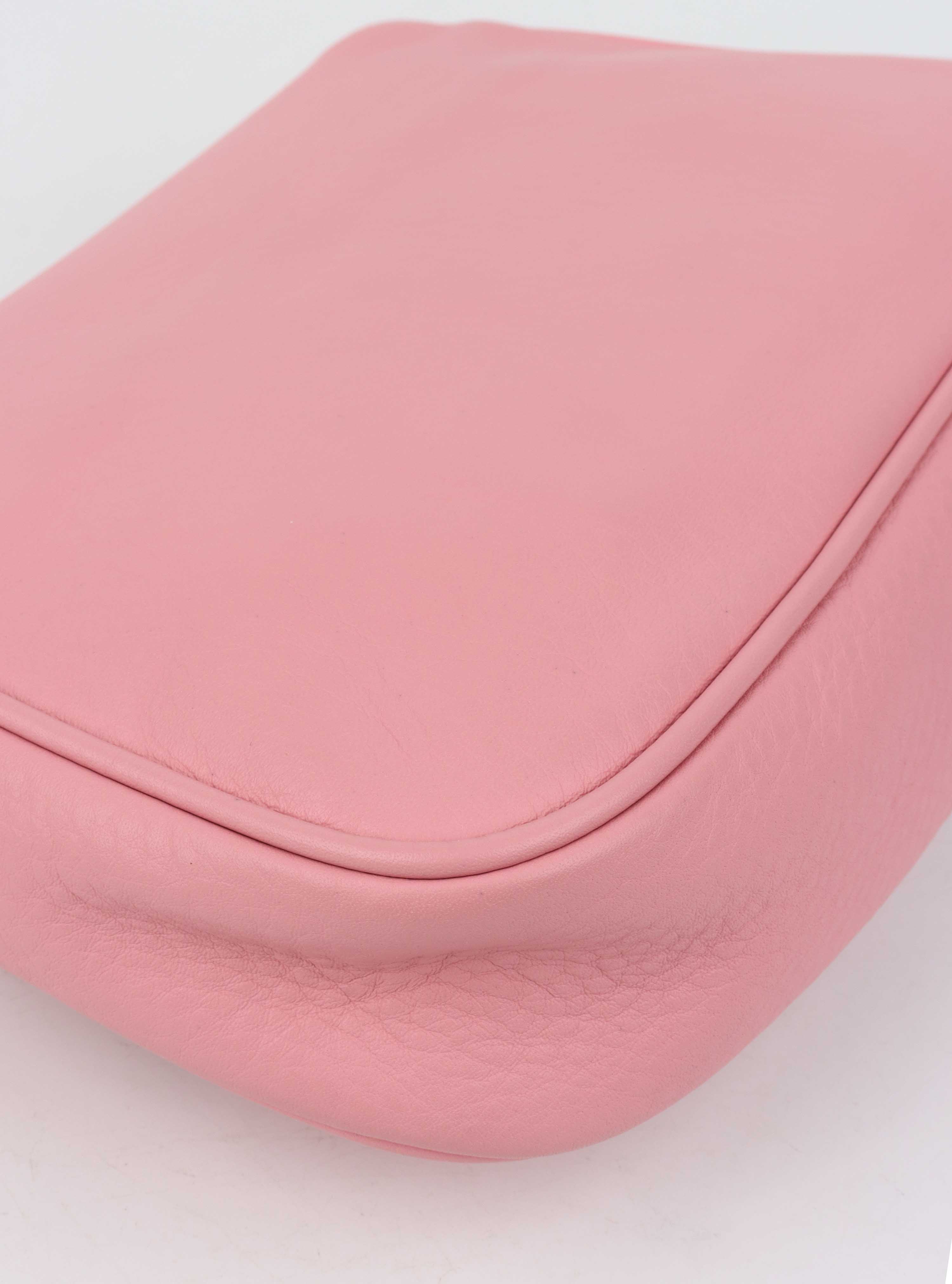 Fendi Pink Vitello Flamingo Fendist Pouchette. – Votre Luxe