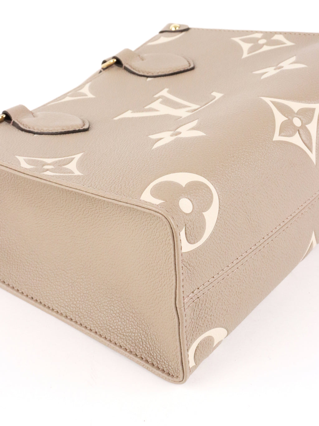 Louis Vuitton Tourterelle / Crème OnTheGo PM Bag