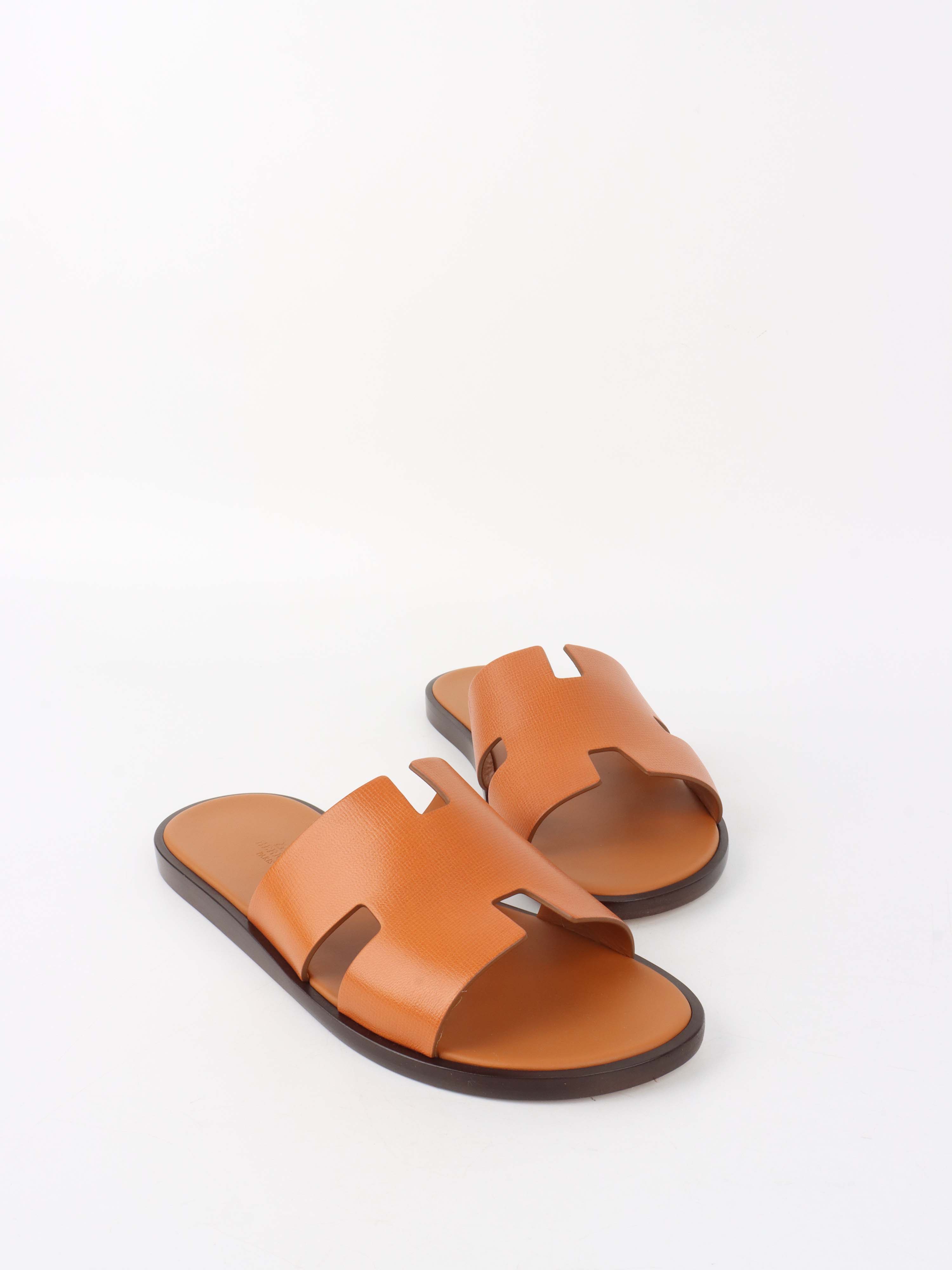 Hermes Marron Glaise Izmir Sandals.