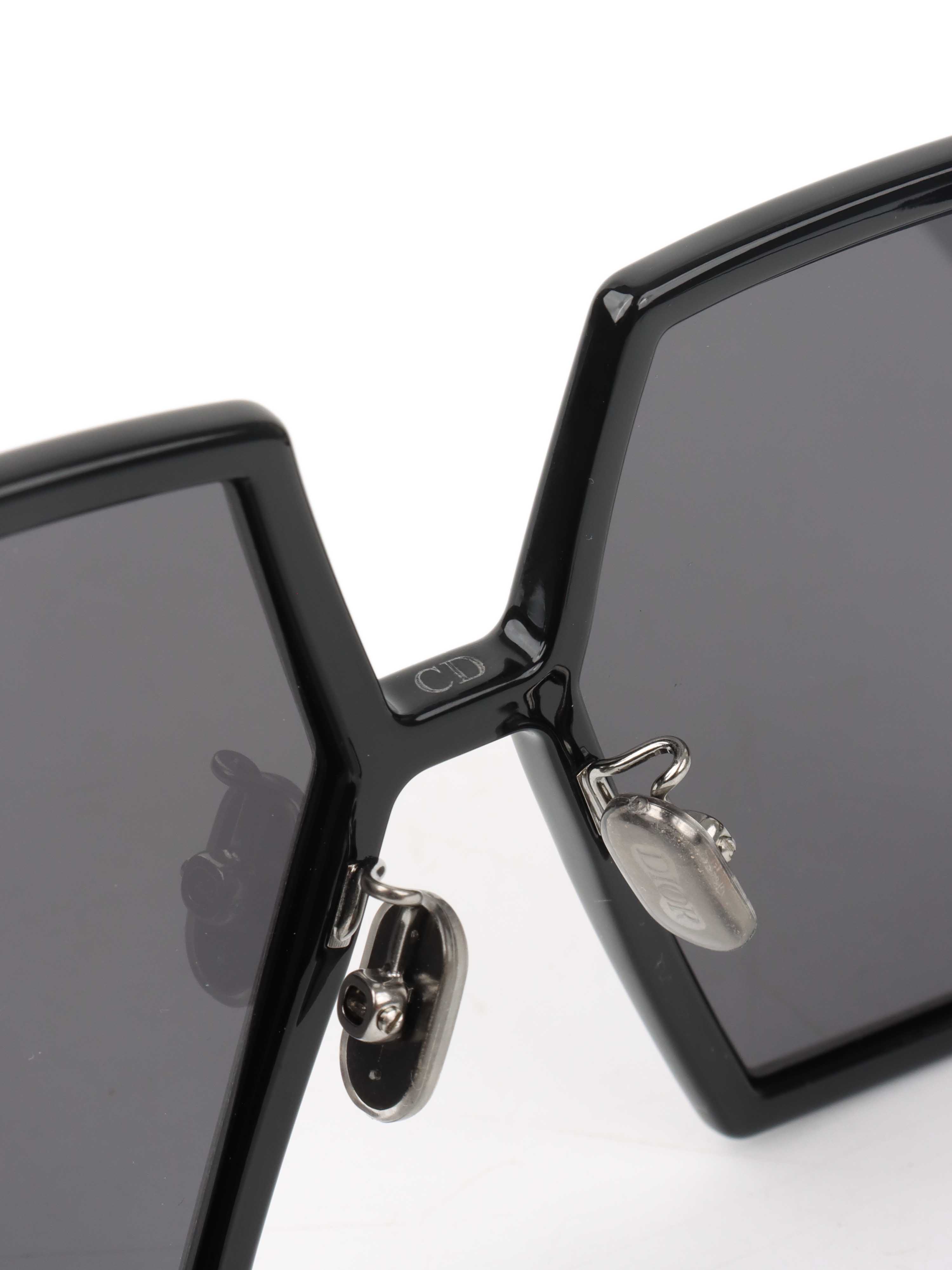 Dior All Black 30Montaigne Sunglasses.