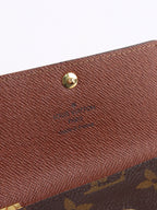 Louis Vuitton 6 Keys Holder Wallet.