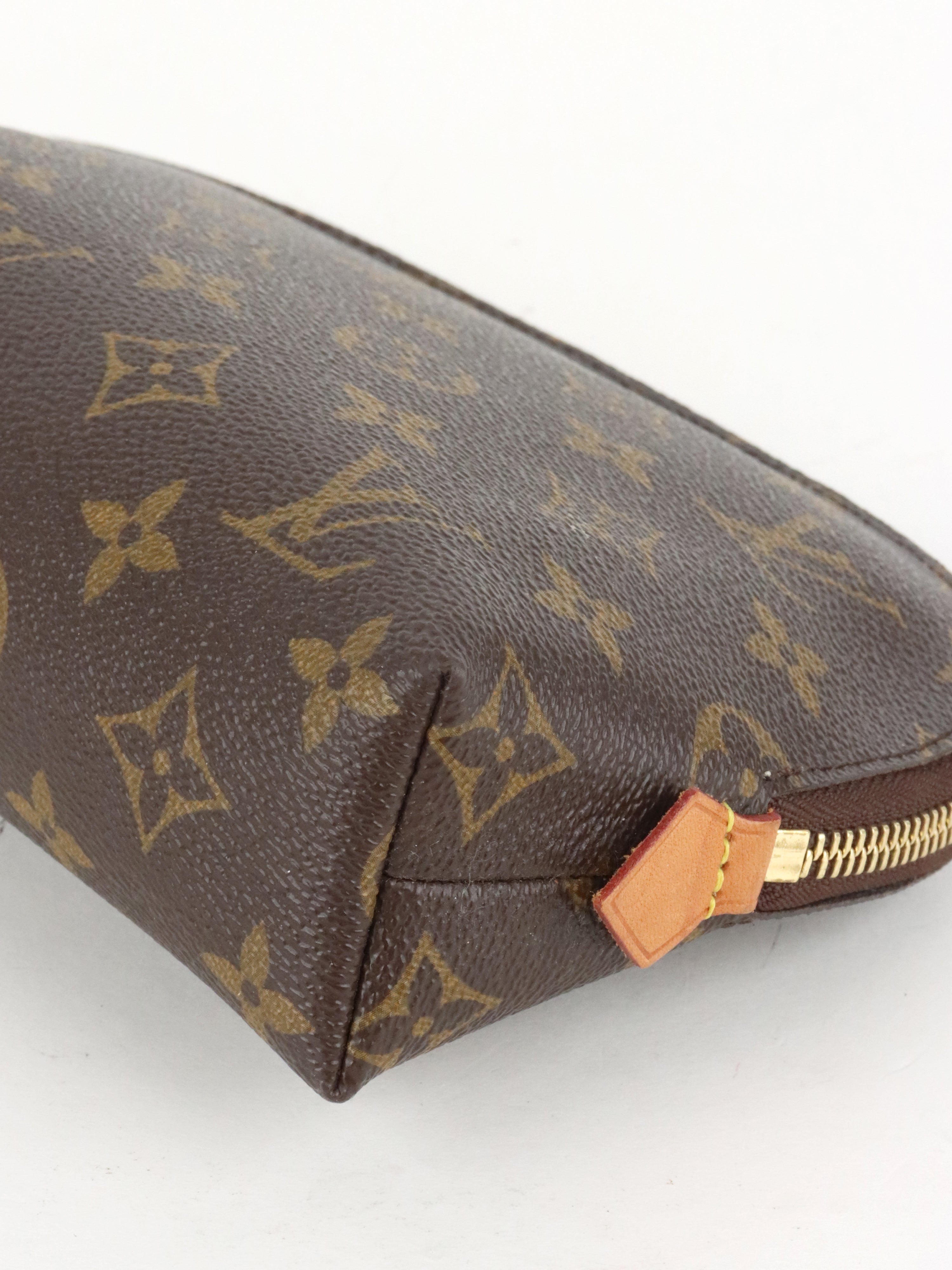 Louis Vuitton Monogram Cosmetic Pouch MM