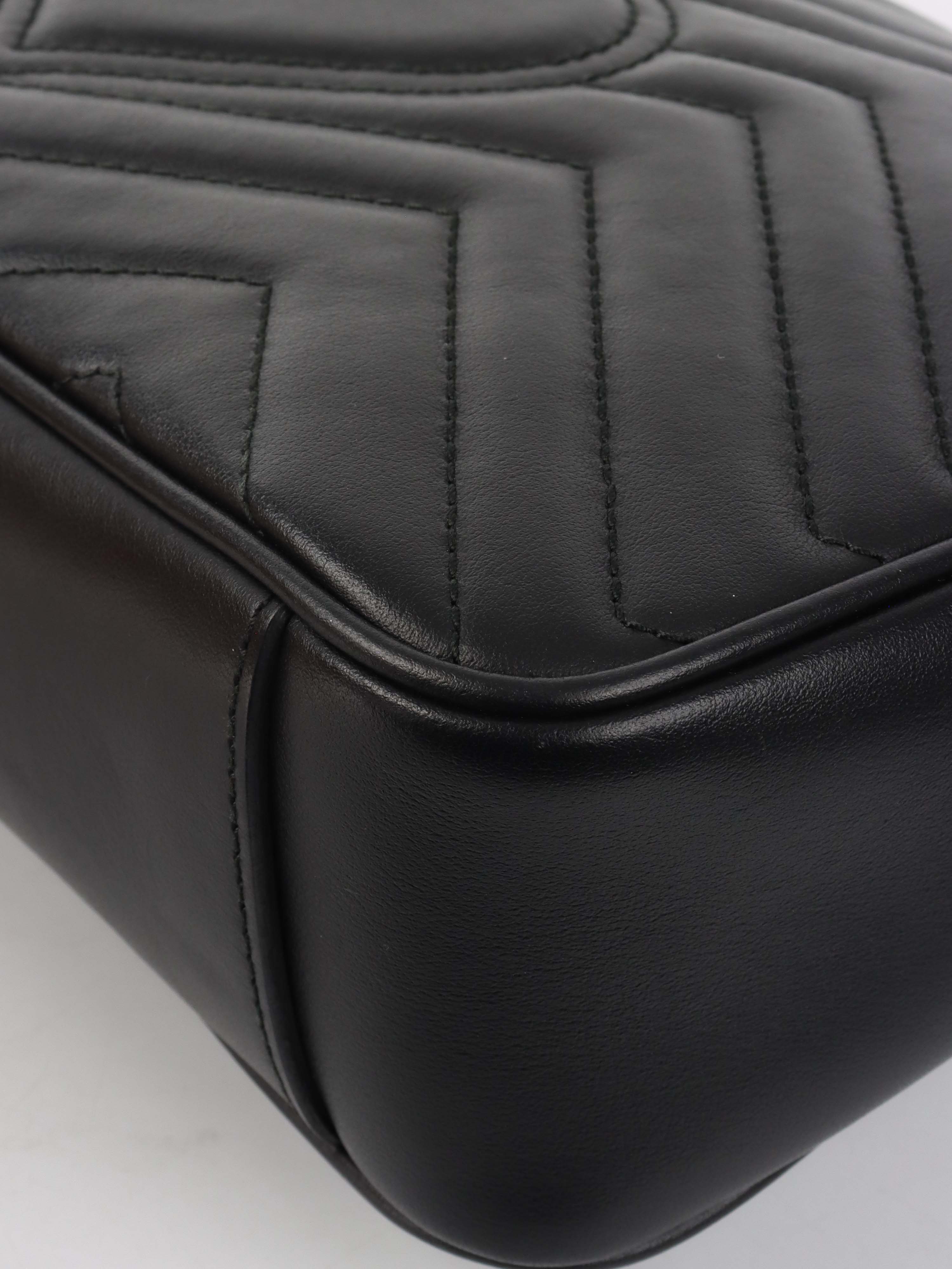 Gucci Black Small Marmont Shoulder Bag.