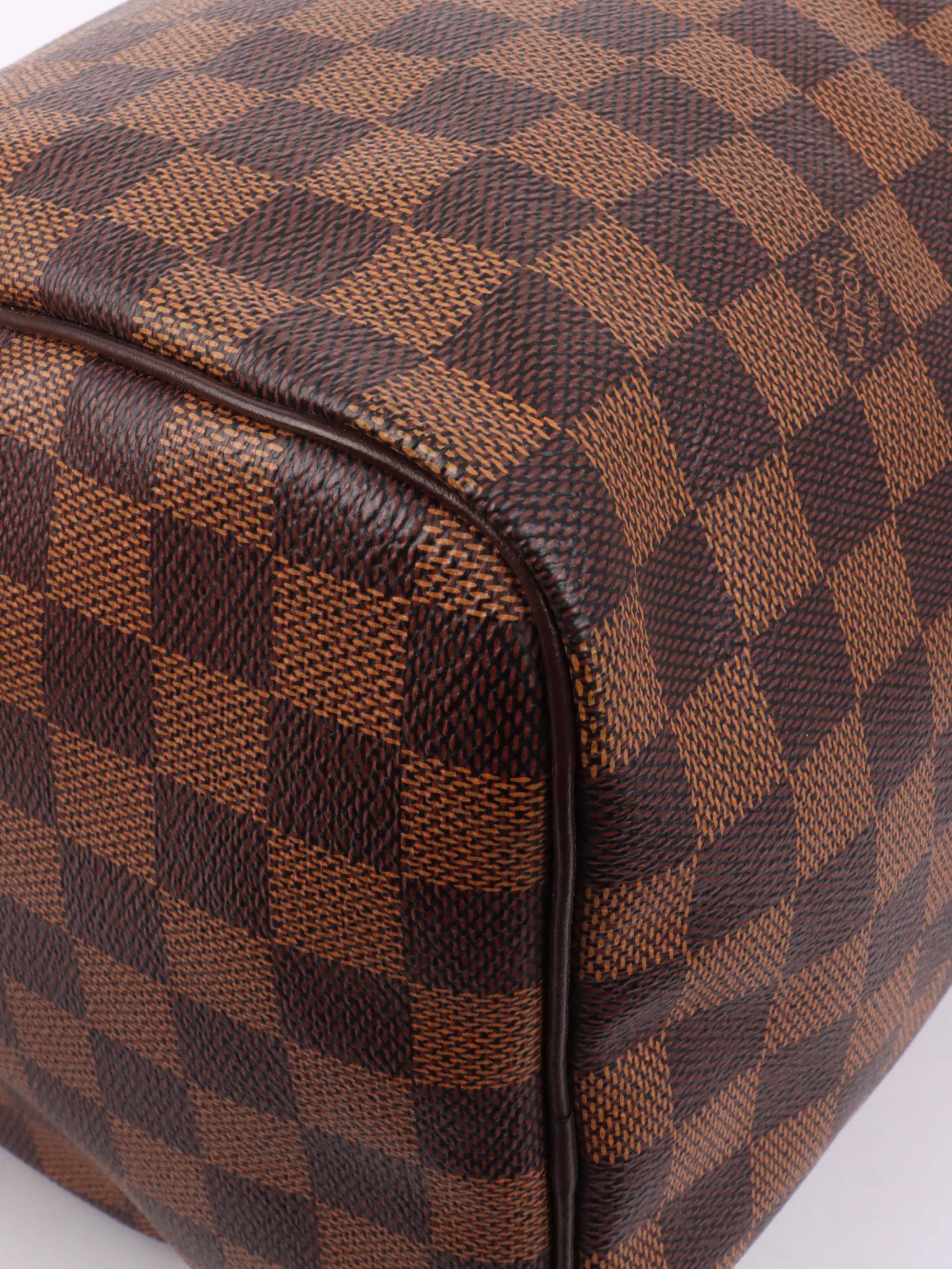 Louis Vuitton Damier Ebene Speedy 30.