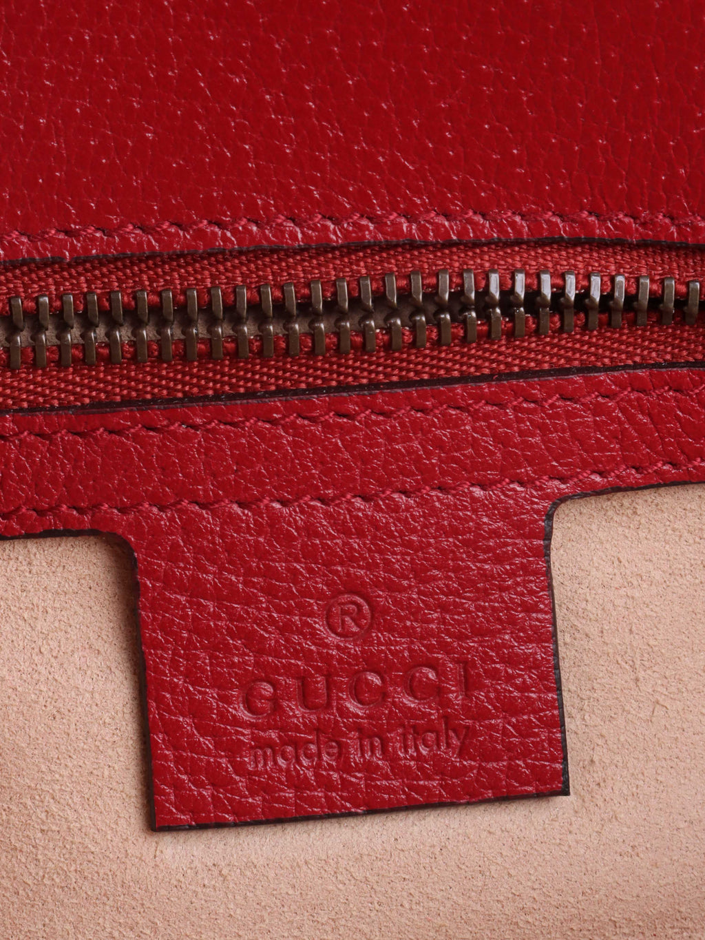 Gucci Queen Margaret Red Shoulder Bag.