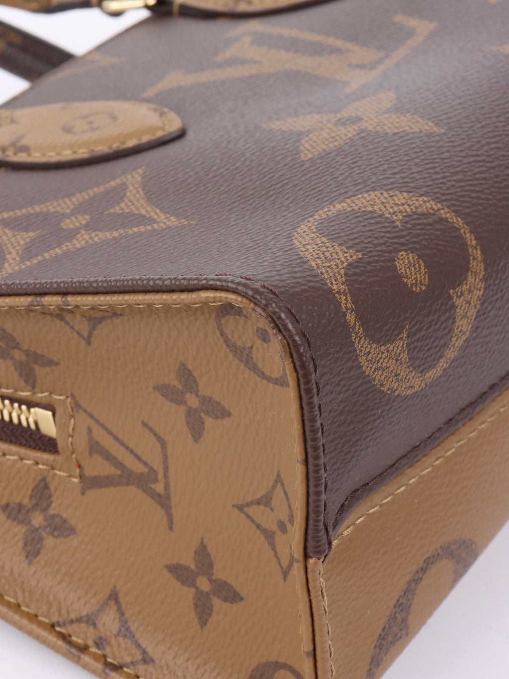 Louis Vuitton OnTheGo East West Bag.
