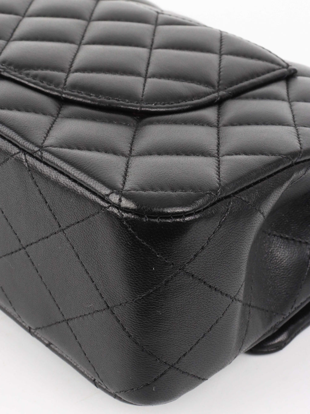 Chanel Black Medium Lambskin Classic Flap SHW.