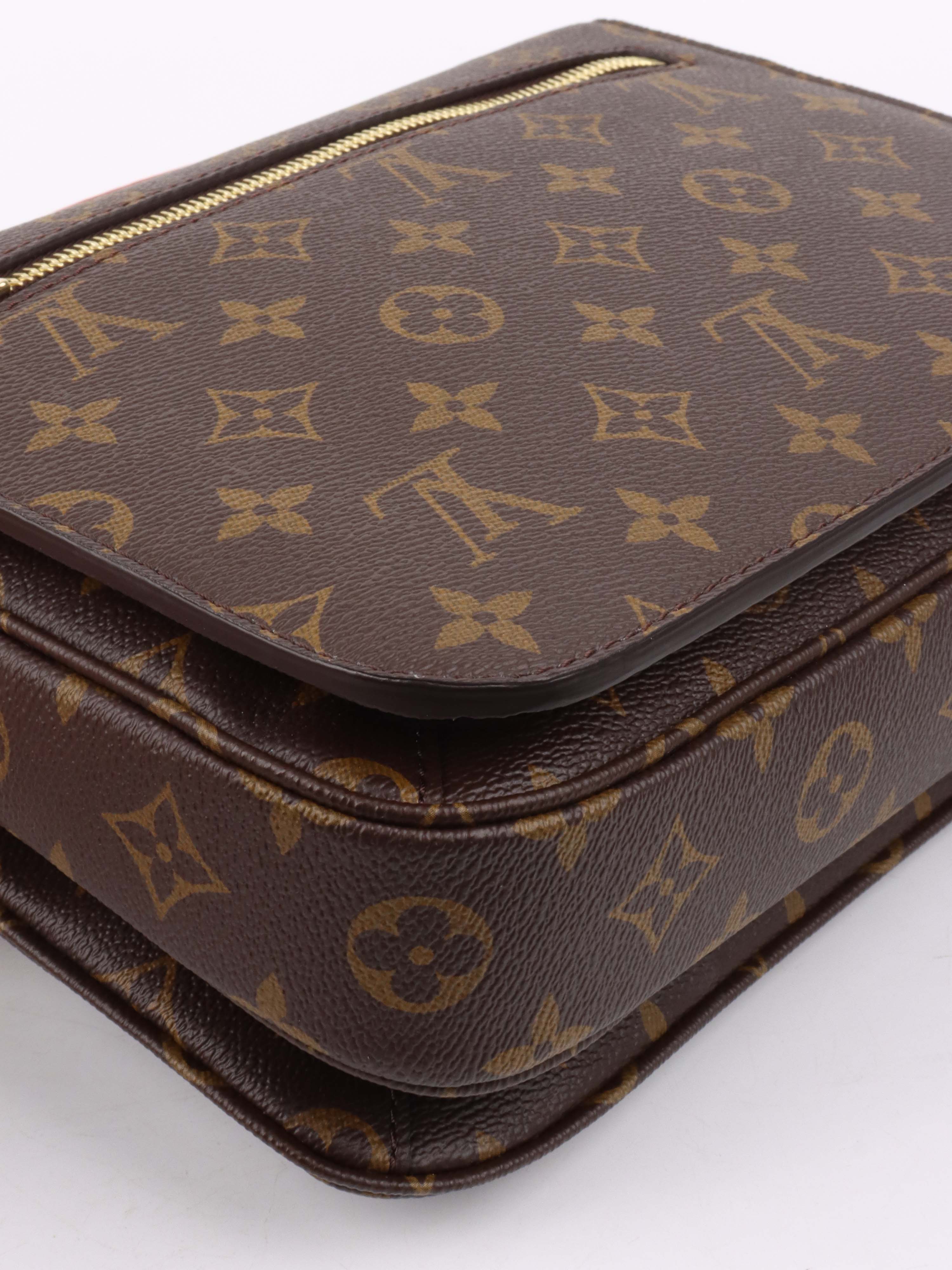 Louis Vuitton Monogram Pochette Metis Bag.