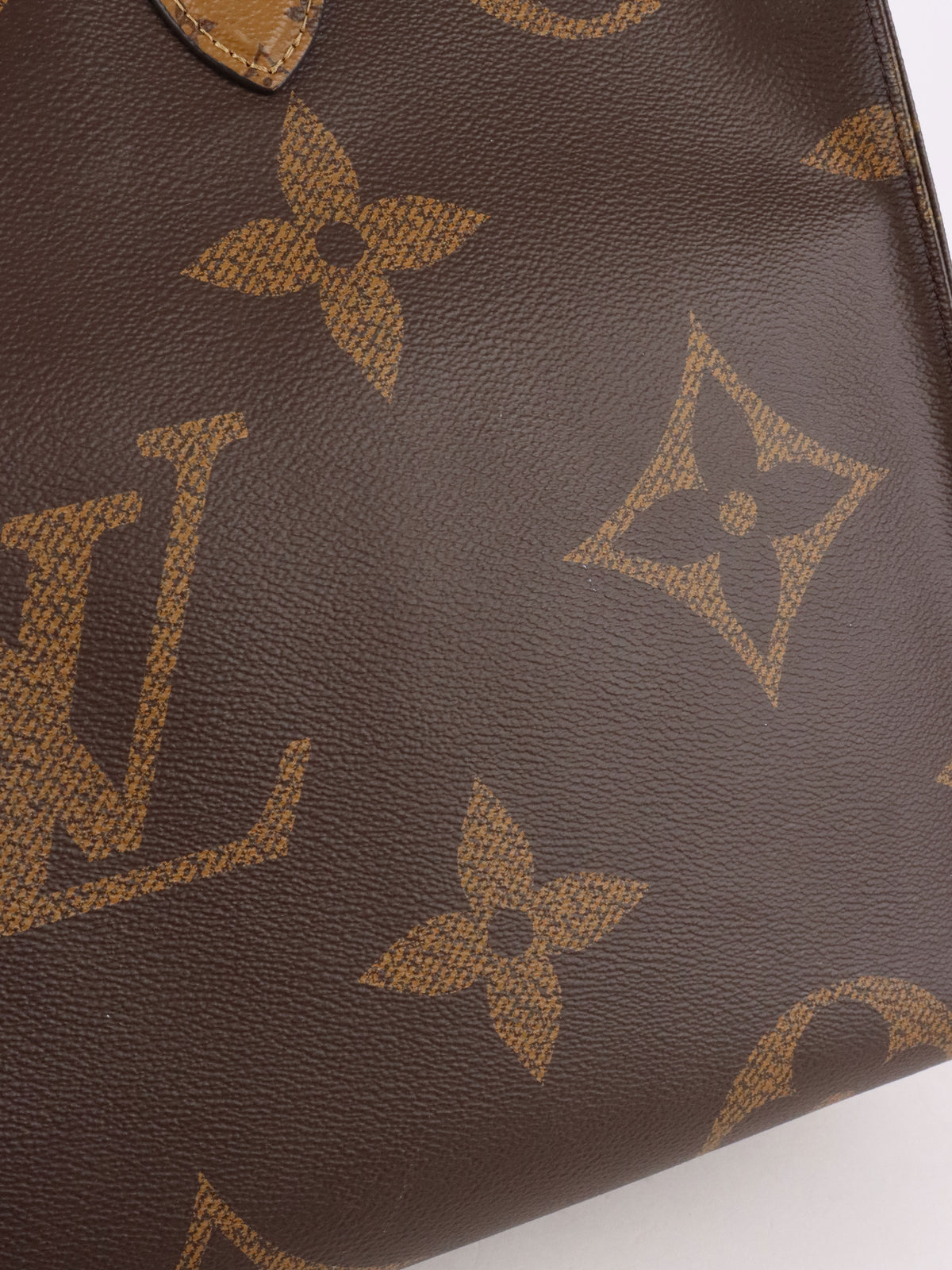 Louis Vuitton Monogram OnTheGo GM
