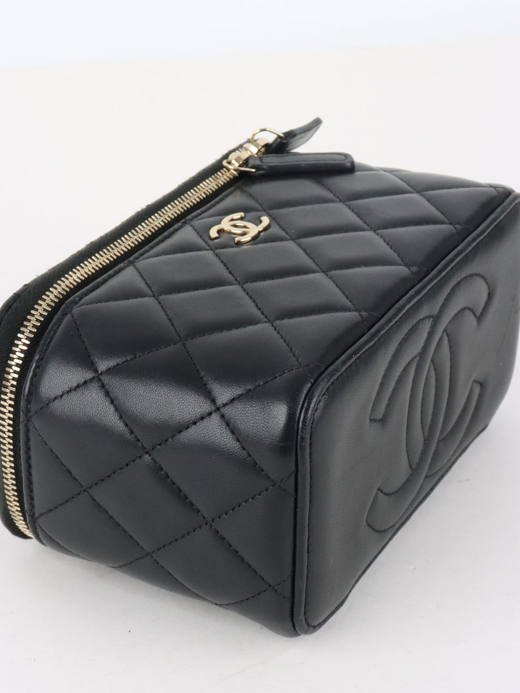 Chanel Black Lambskin Vanity Case with Handle LGHW
