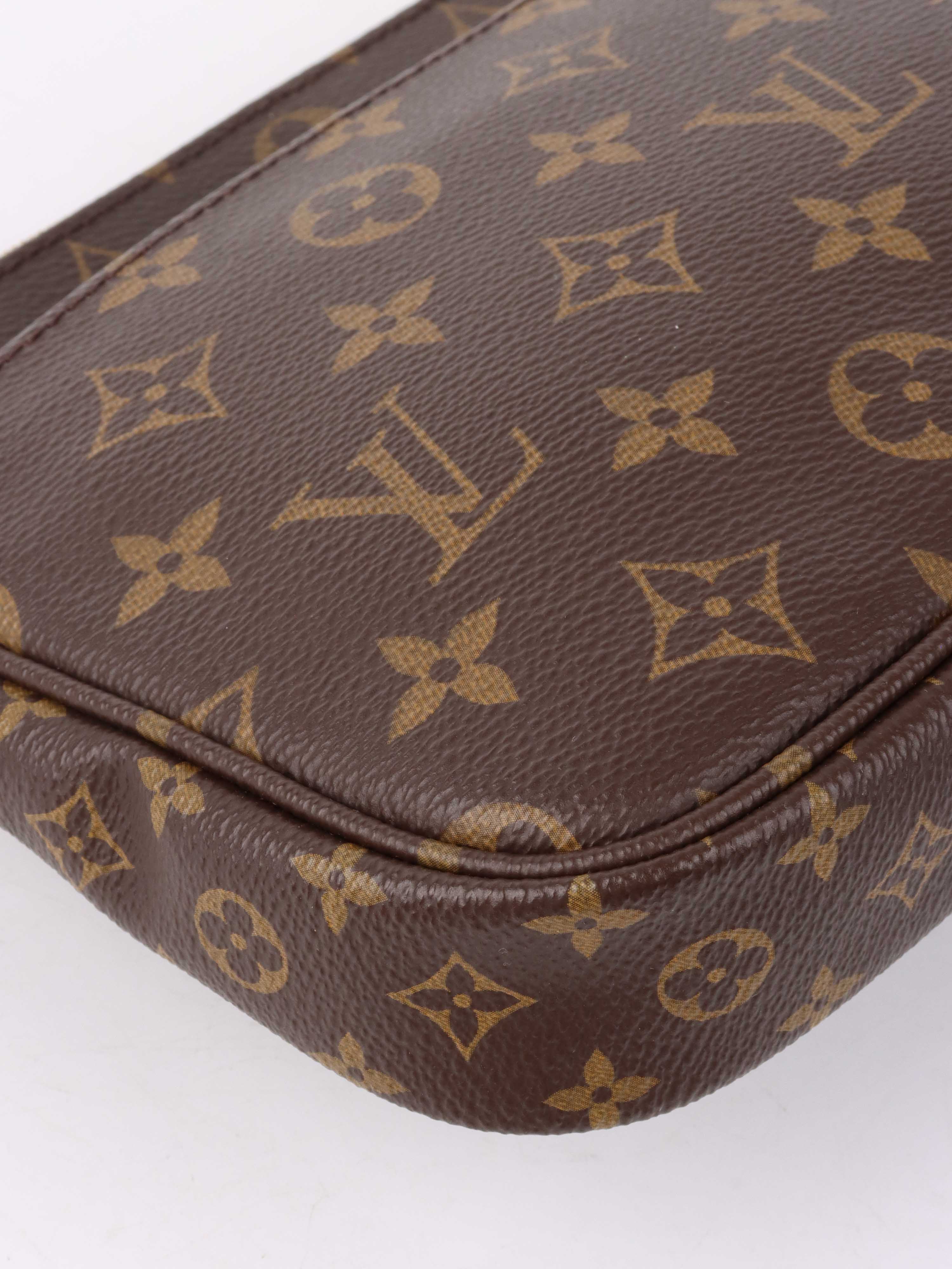 Louis Vuitton MyLVWT Multi-Pochette Accessories.
