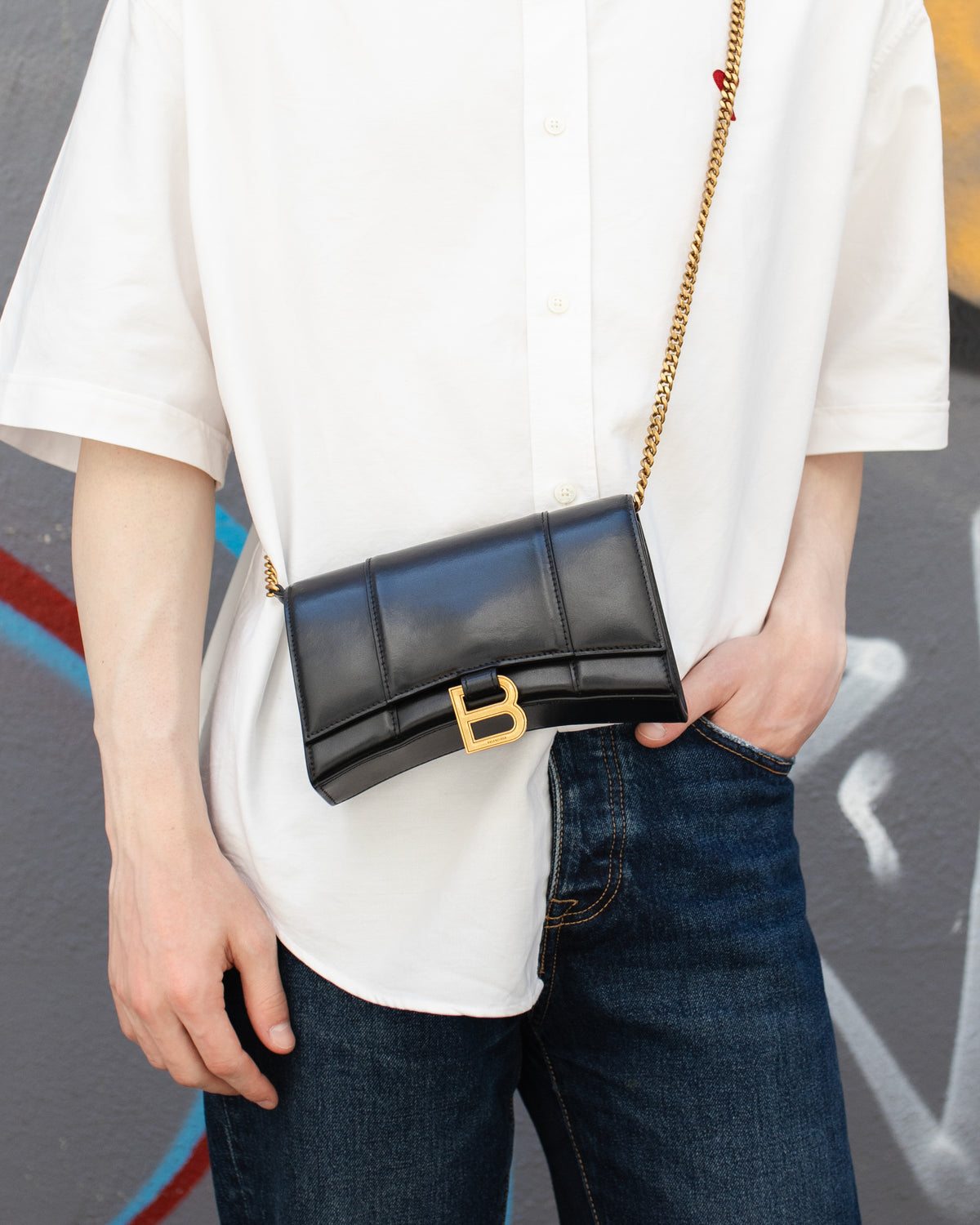 Balenciaga Black Hourglass Wallet On Chain