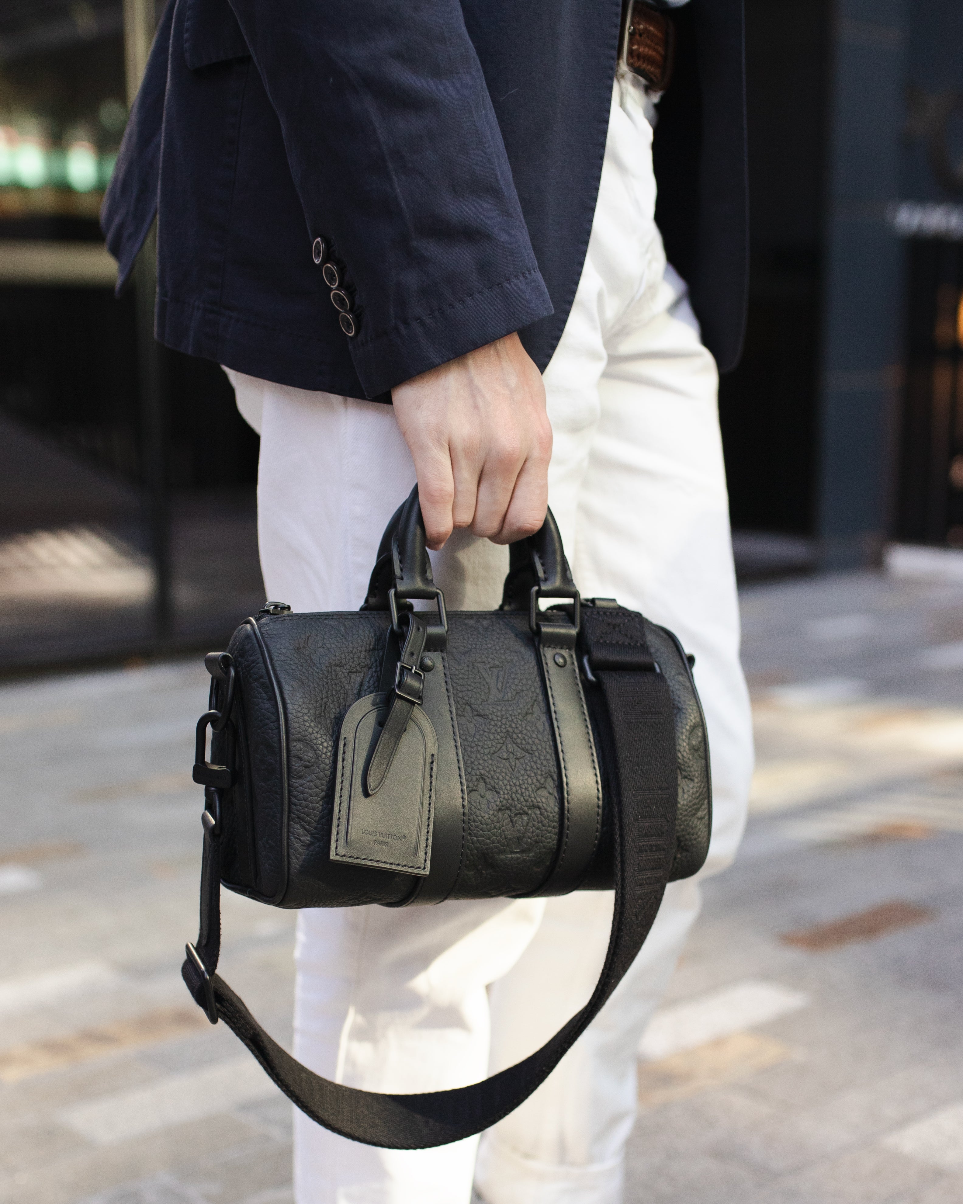 Louis Vuitton Black Keepall Bandoulière 25 Bag