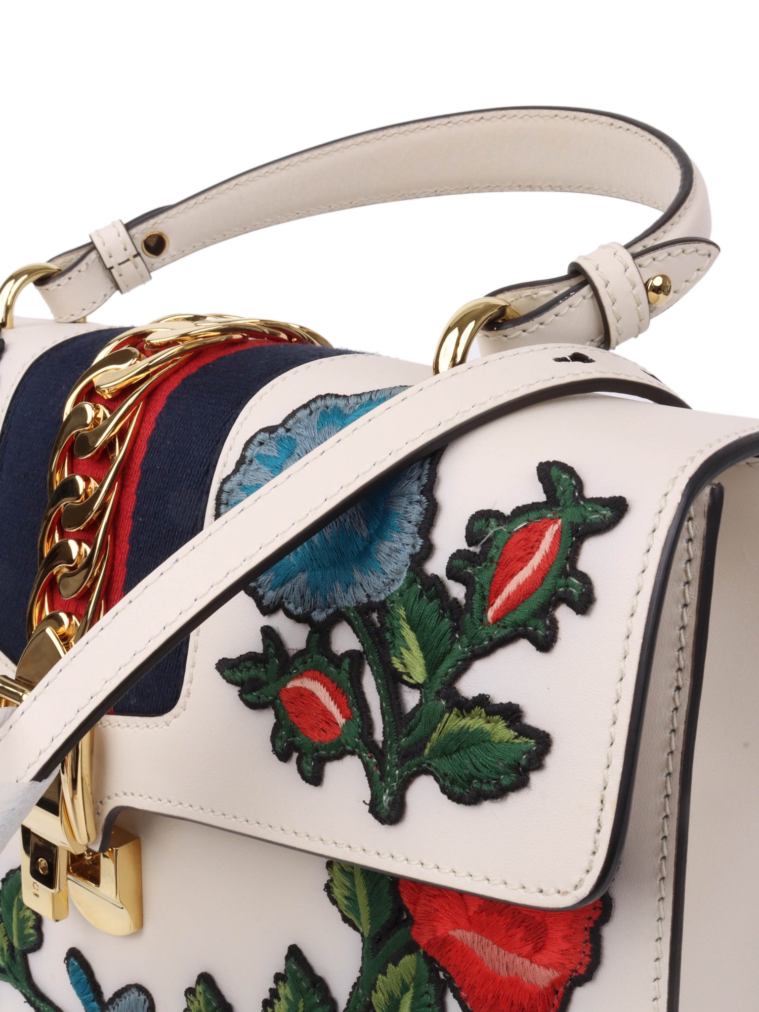 Gucci White Smooth Calfskin Leather Floral Embroidered Medium