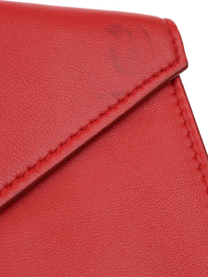 Chanel Red Quilted Lambskin Envelope Pochette Clutch Bag Leather ref.346737  - Joli Closet