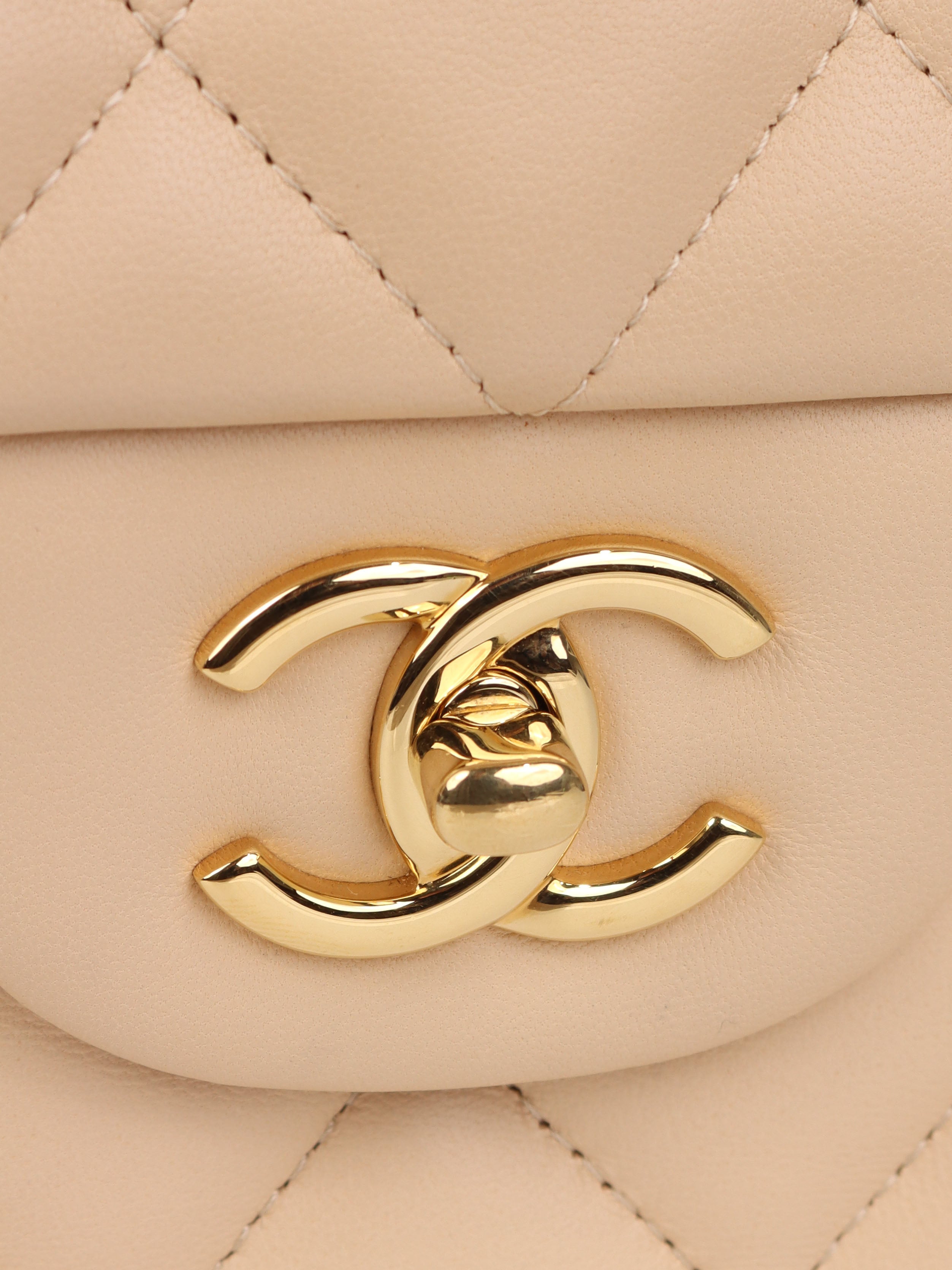 Chanel jumbo clearance mini