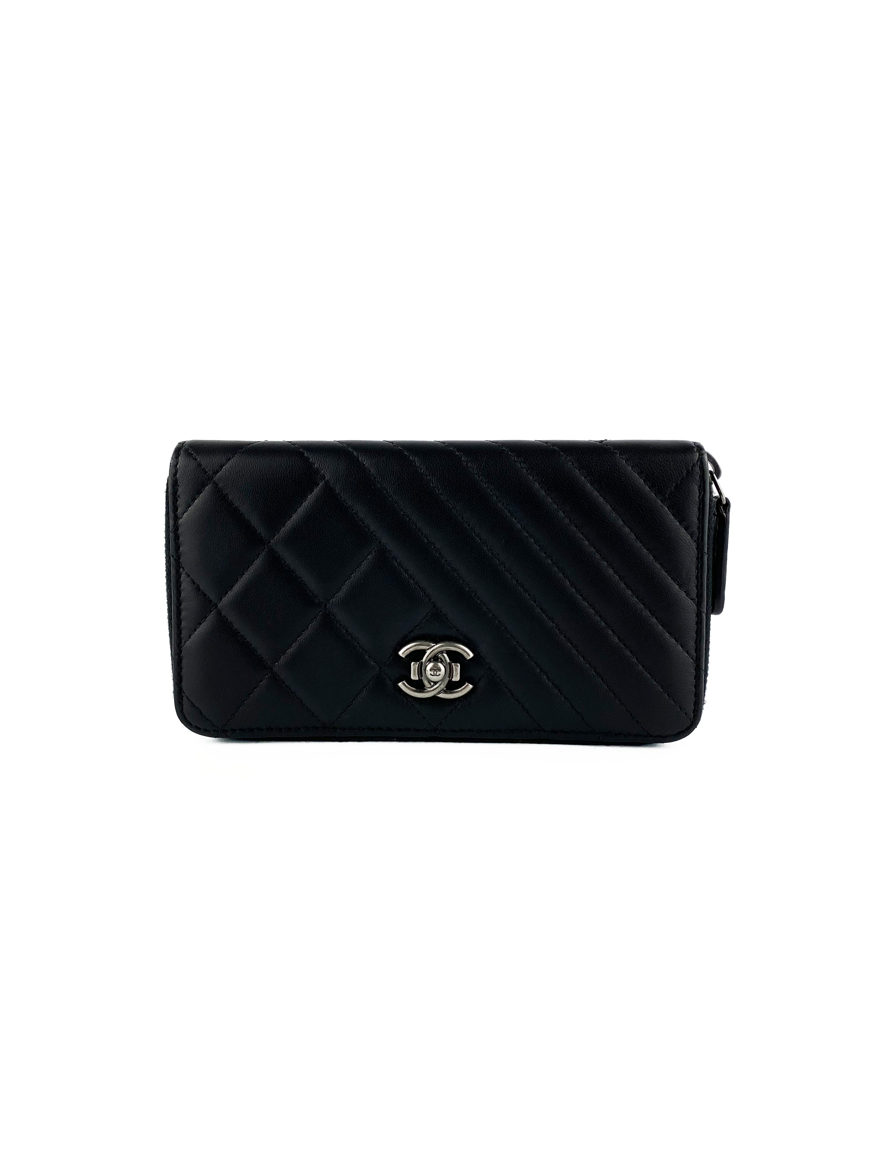 Chanel Black Zipped Lambskin Wallet
