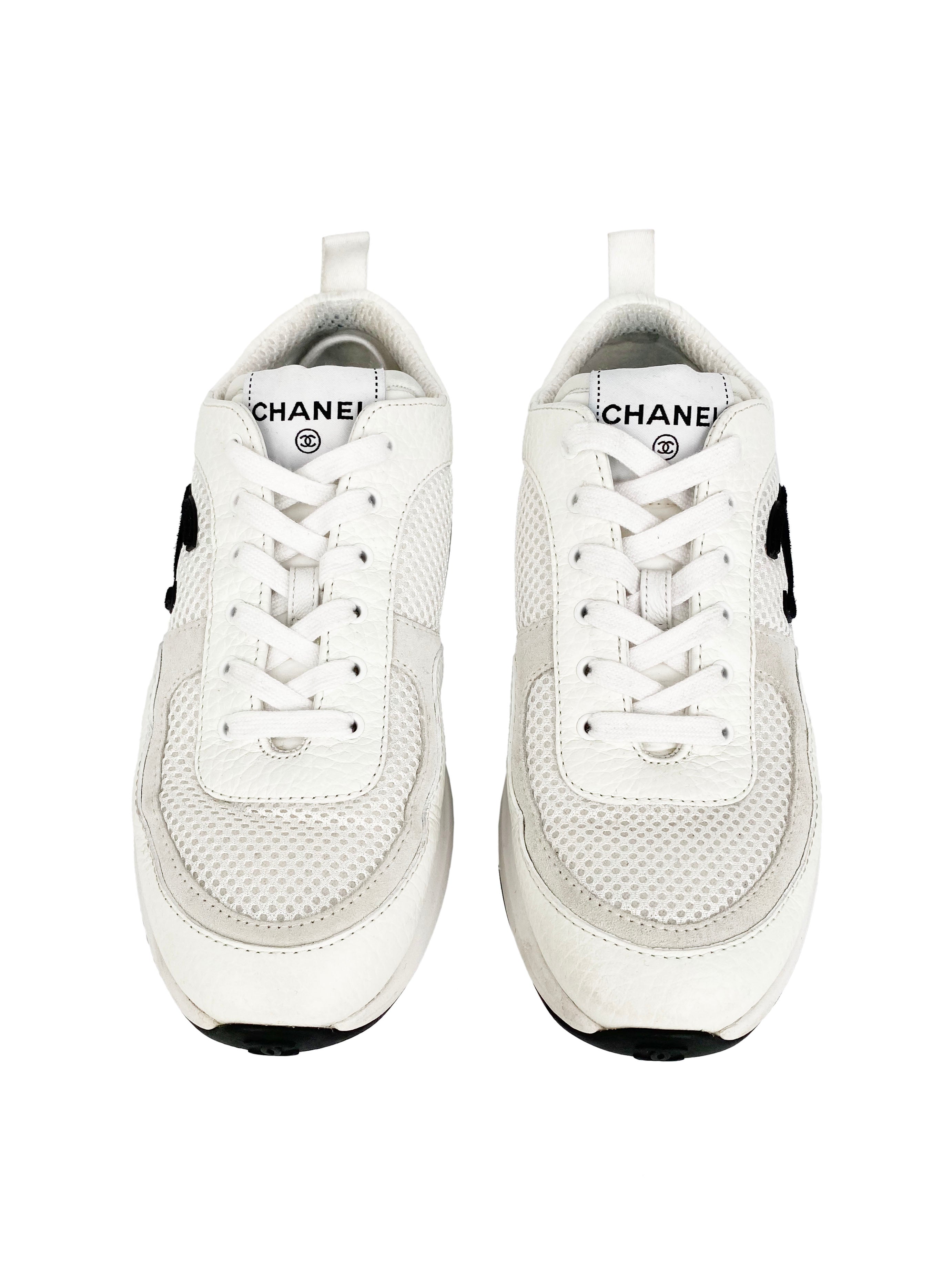 ChanelWhiteCCSneakers38.5-1.jpg