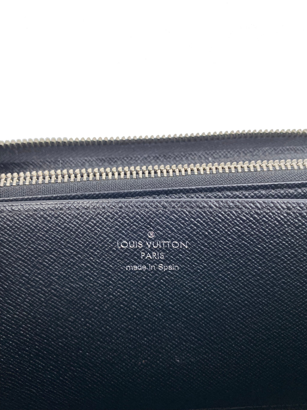 Louis Vuitton Black Zipped Epi Wallet