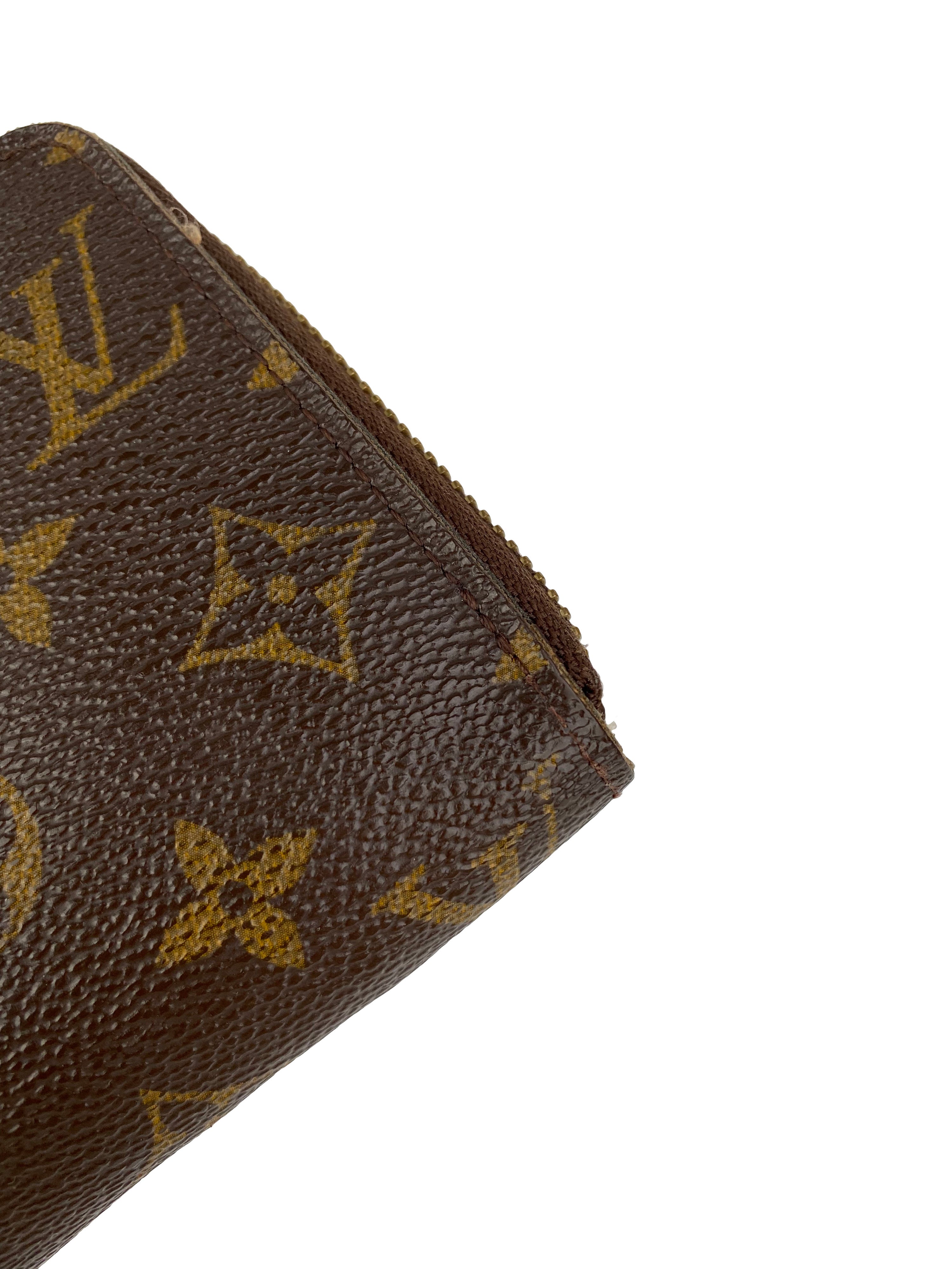 Louis Vuitton Brown Zippy Wallet