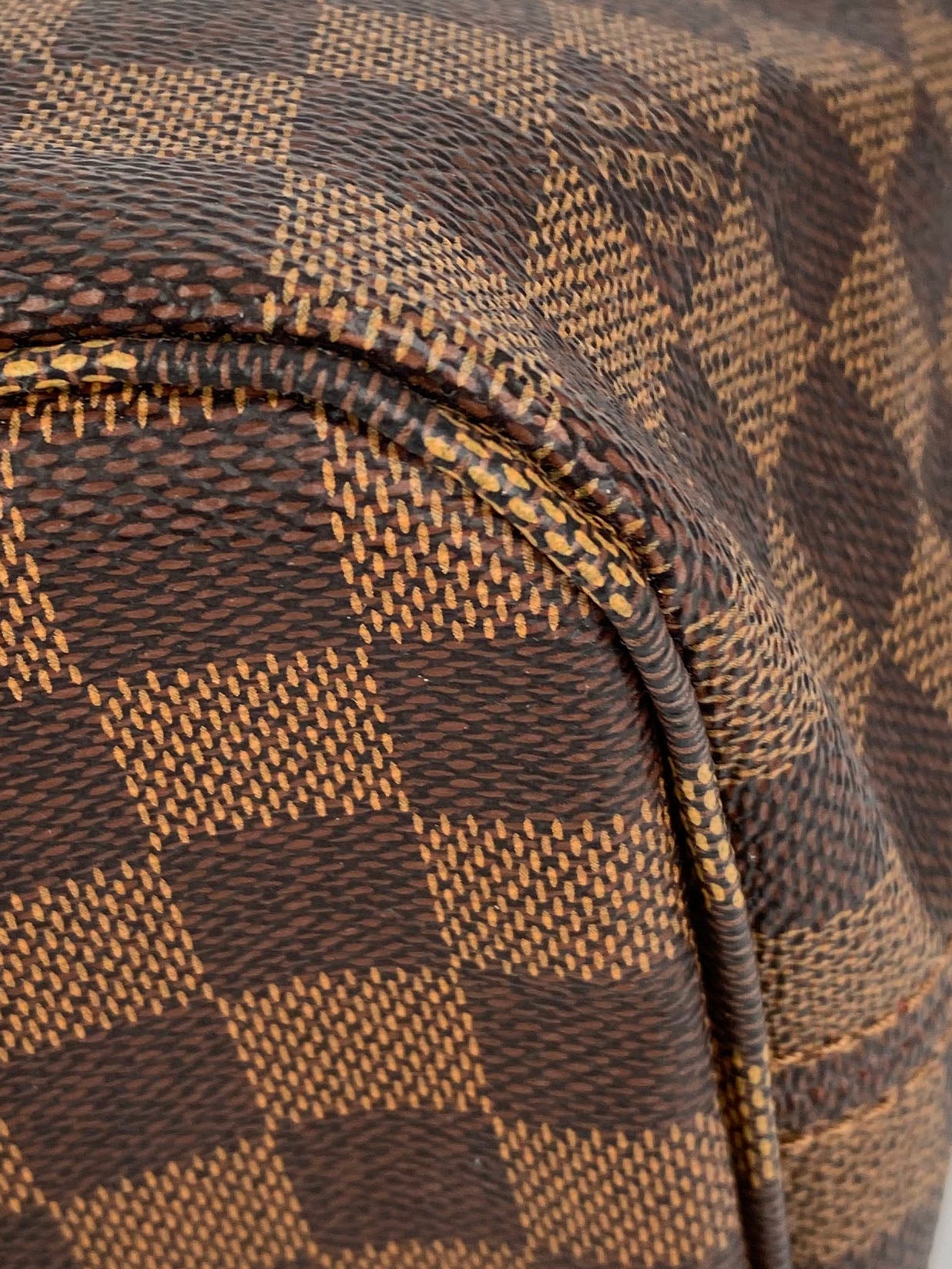 LOUIS VUITTON - NEVERFULL MM POUCH IN DAMIER EBENE – RE.LUXE AU