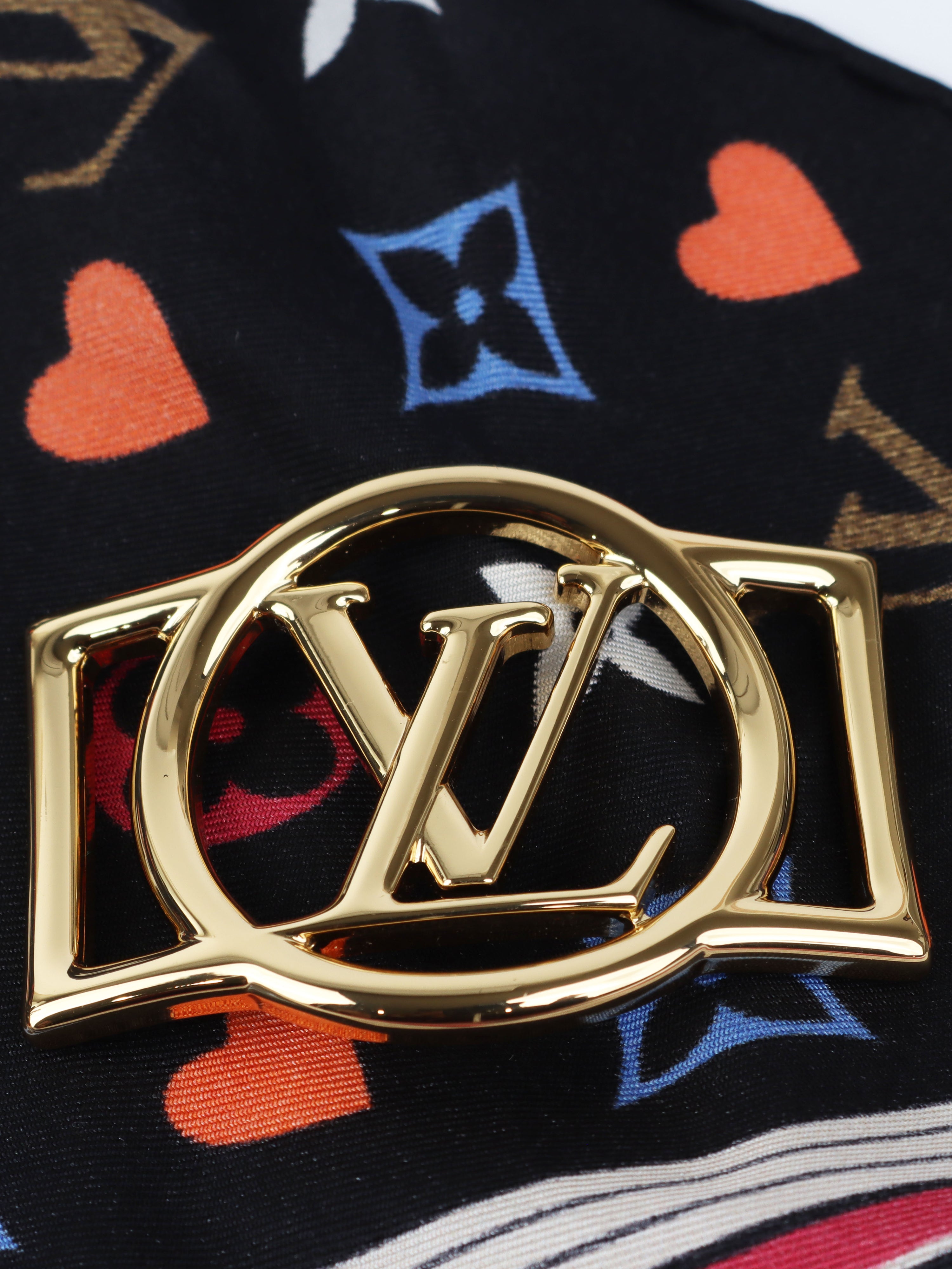 Louis Vuitton Game On Monogram Scarf with Ring