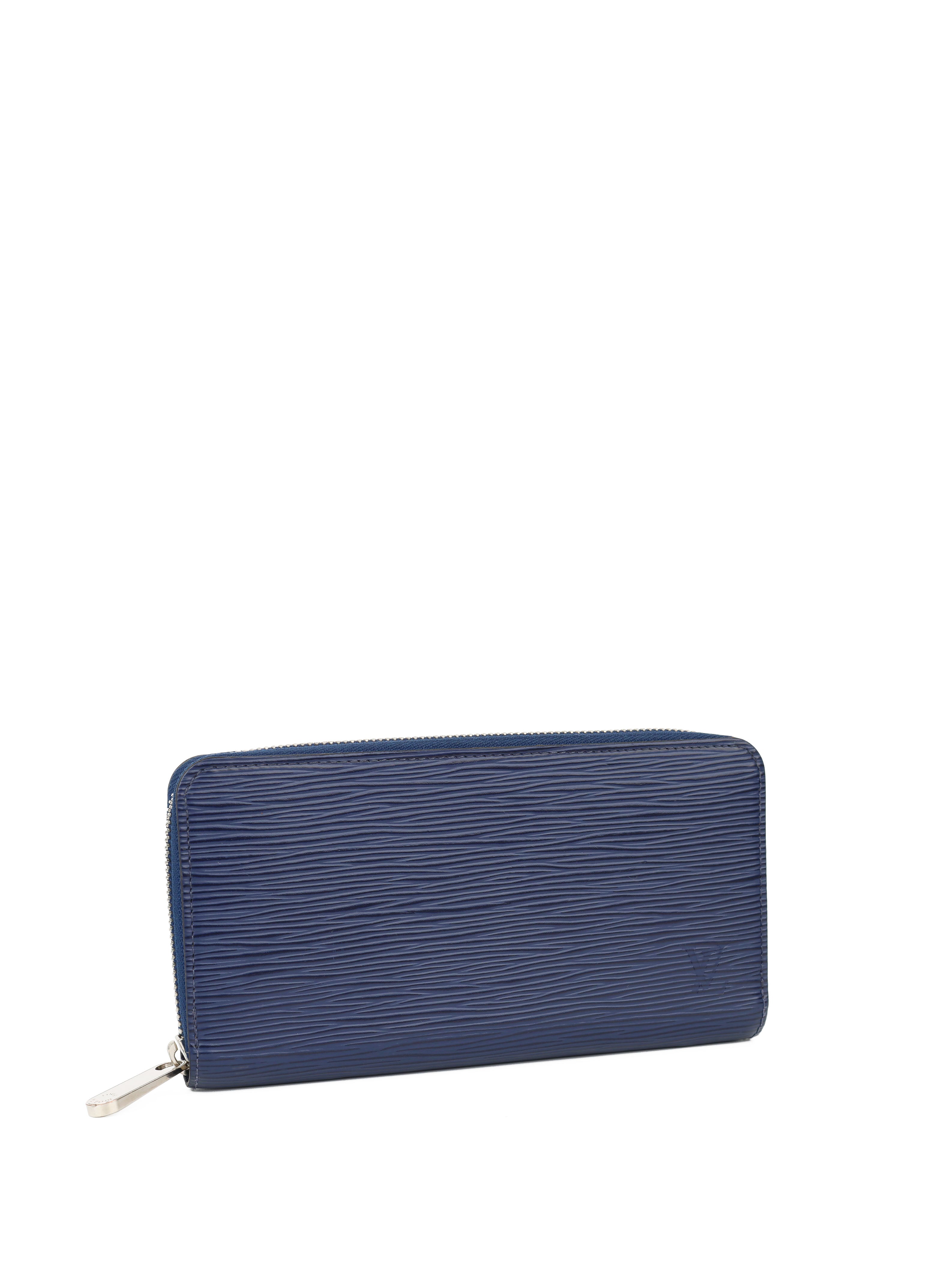 LOUIS VUITTON Epi Zippy Vertical Wallet Indigo 1264758