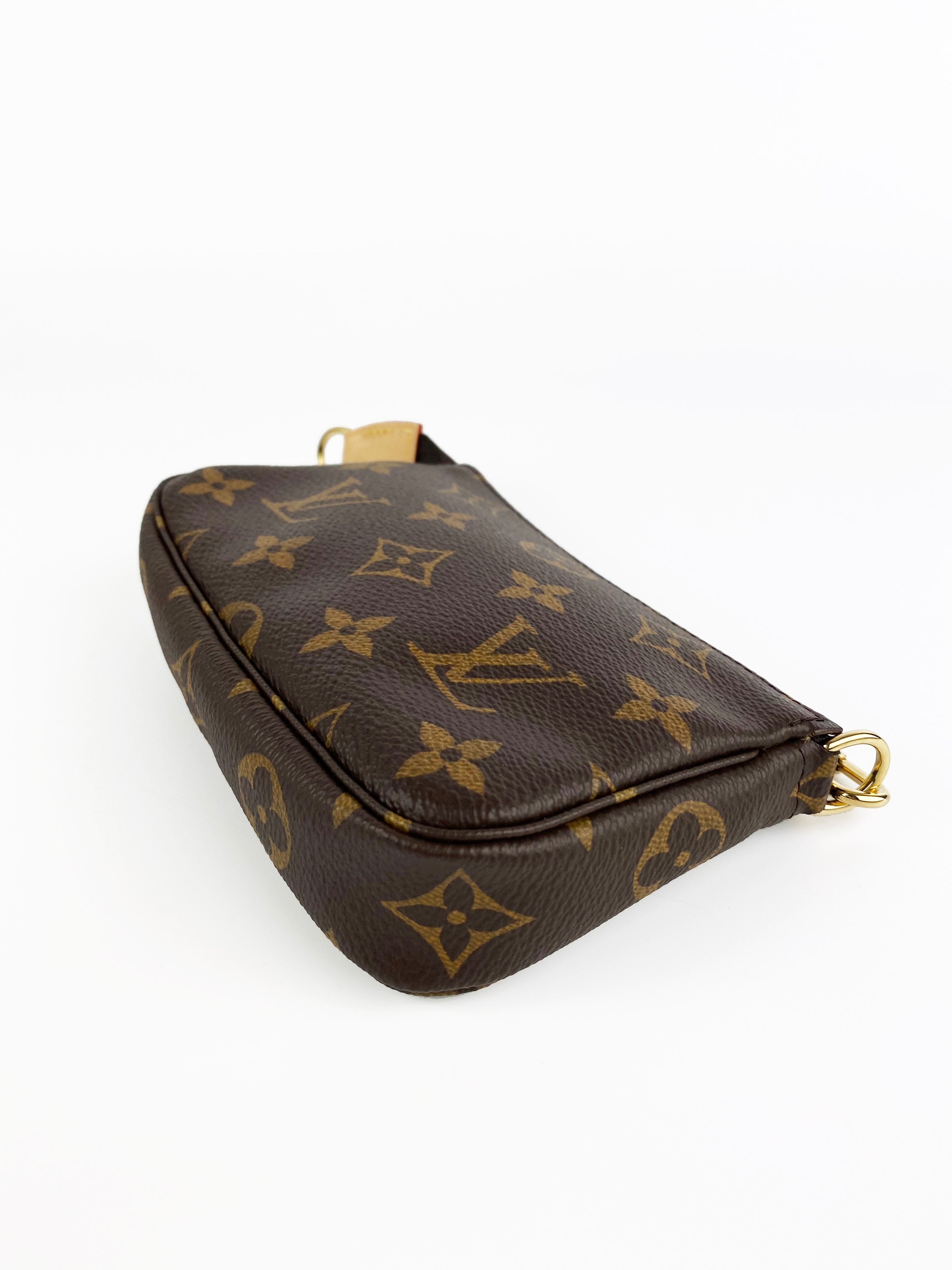 Louis Vuitton Monogram Mini Pochette Accessoires Bag