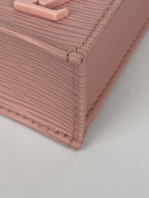 Louis Vuitton Pink Petit Sac Plat – Votre Luxe