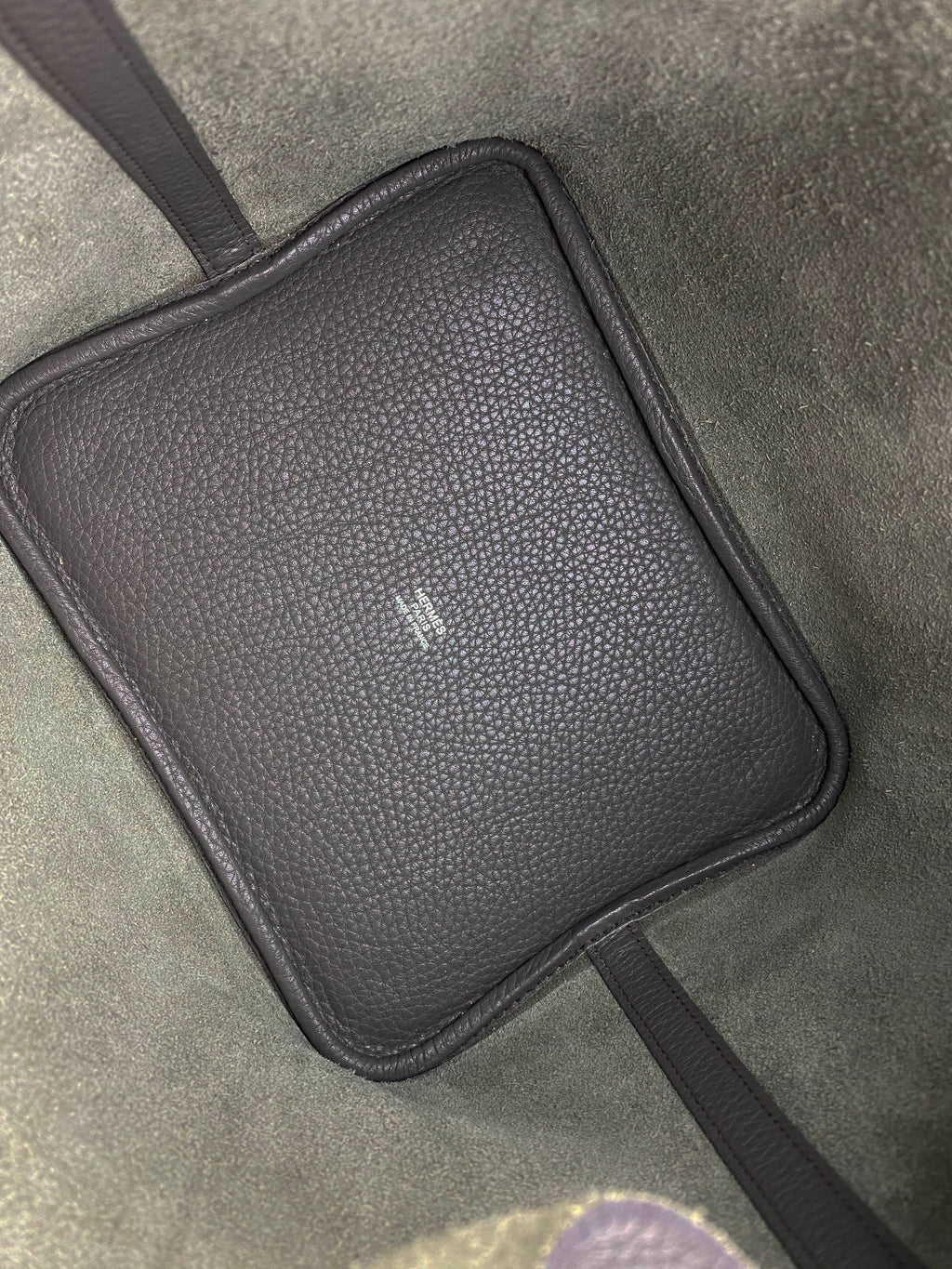 Hermes Etoupe Picotin 22 Bag