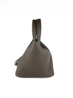 Hermes Etoupe Picotin 22 Bag