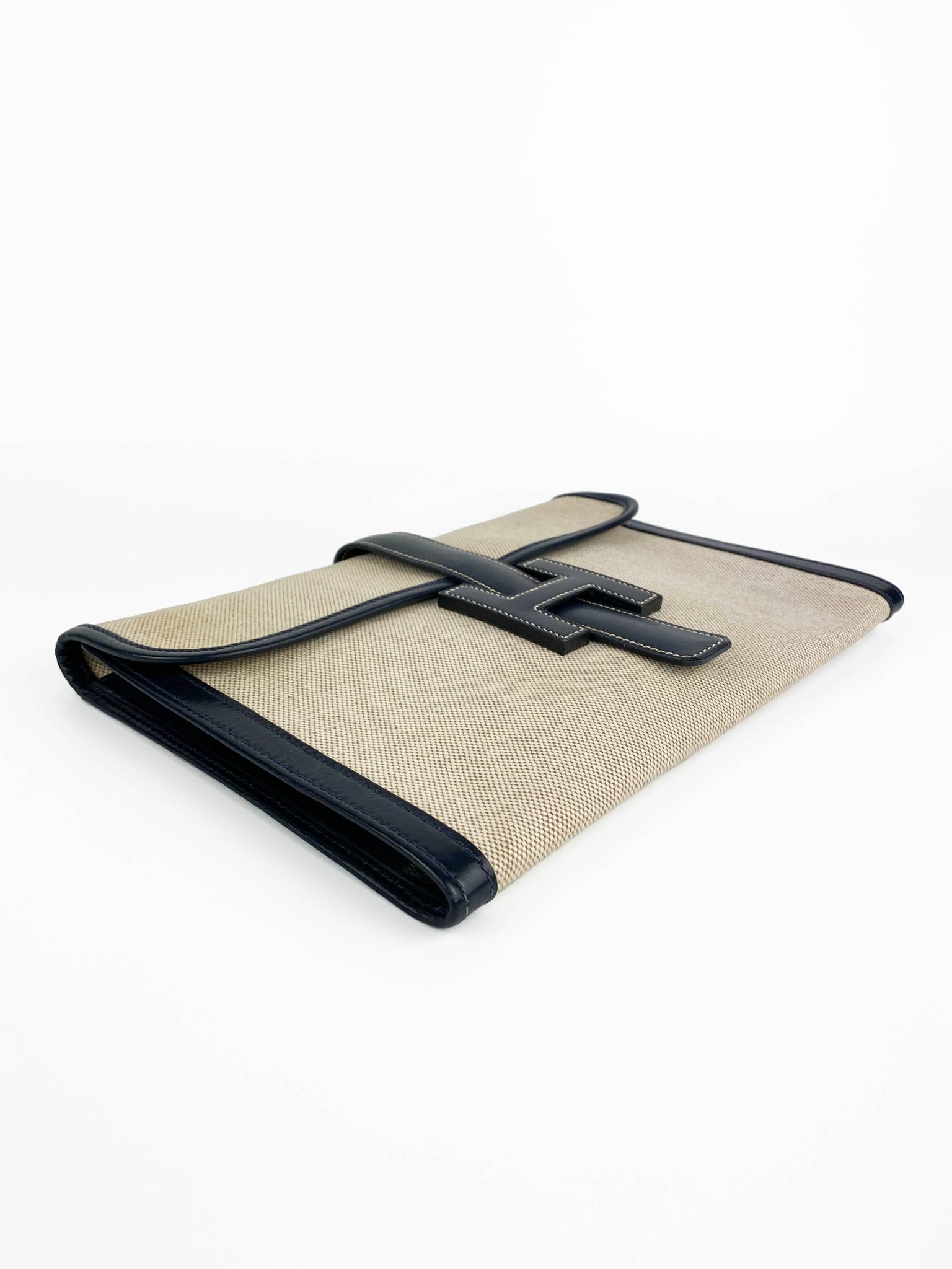 Hermes Vintage Jige White Canvas Clutch – Votre Luxe
