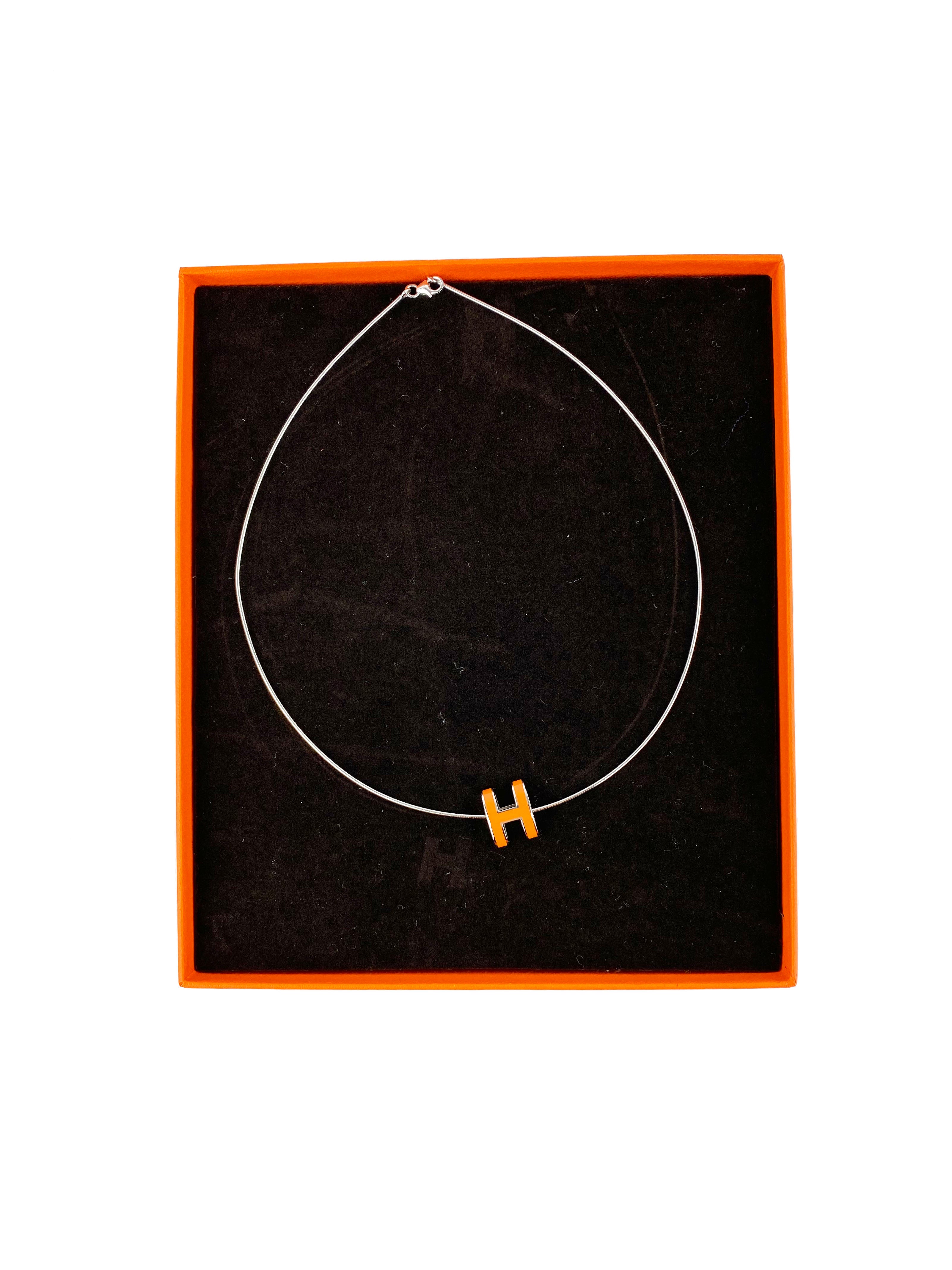 hermes-necklace-2.jpg