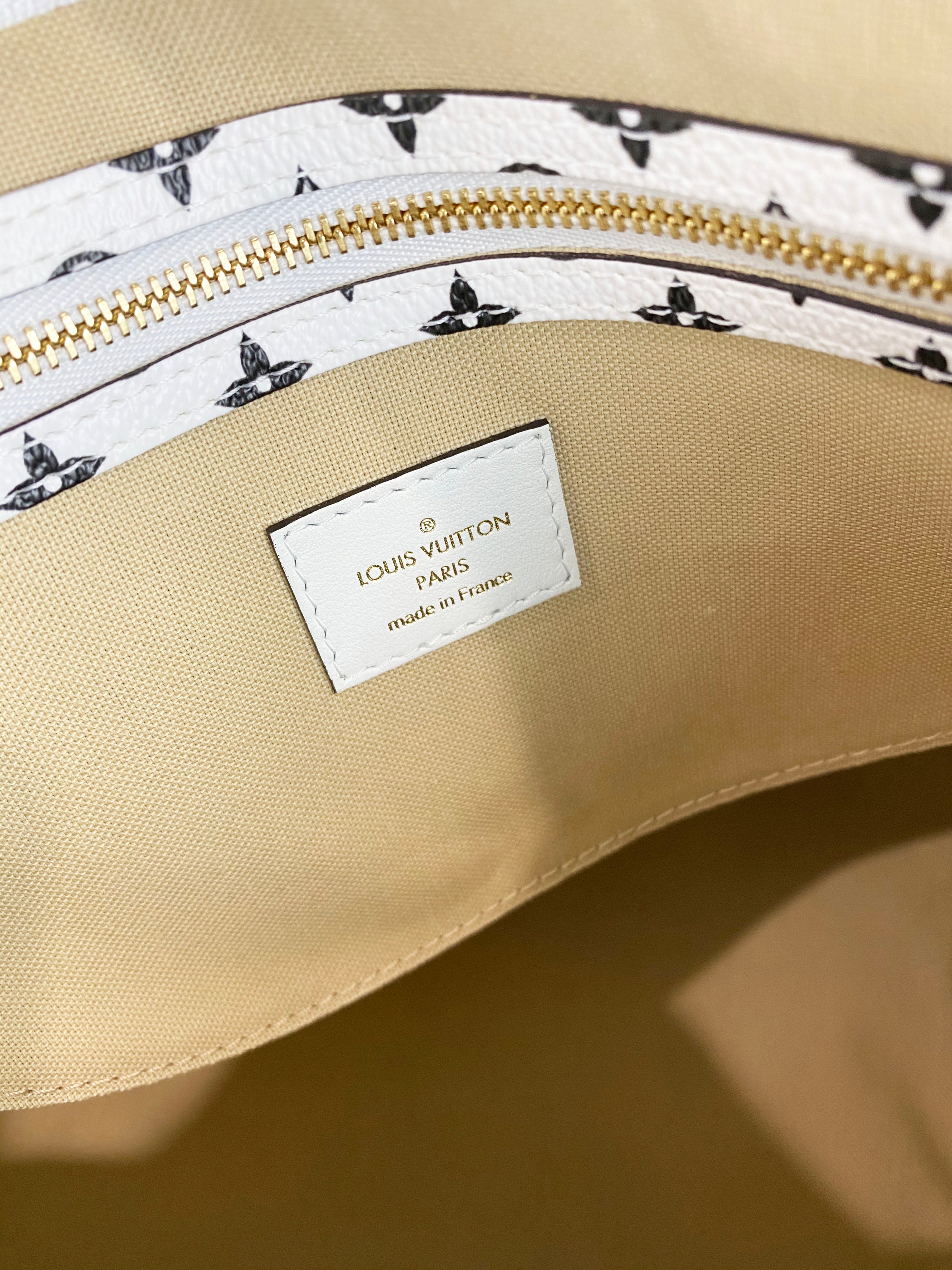 Louis Vuitton White & Khaki Speedy 30 Bag