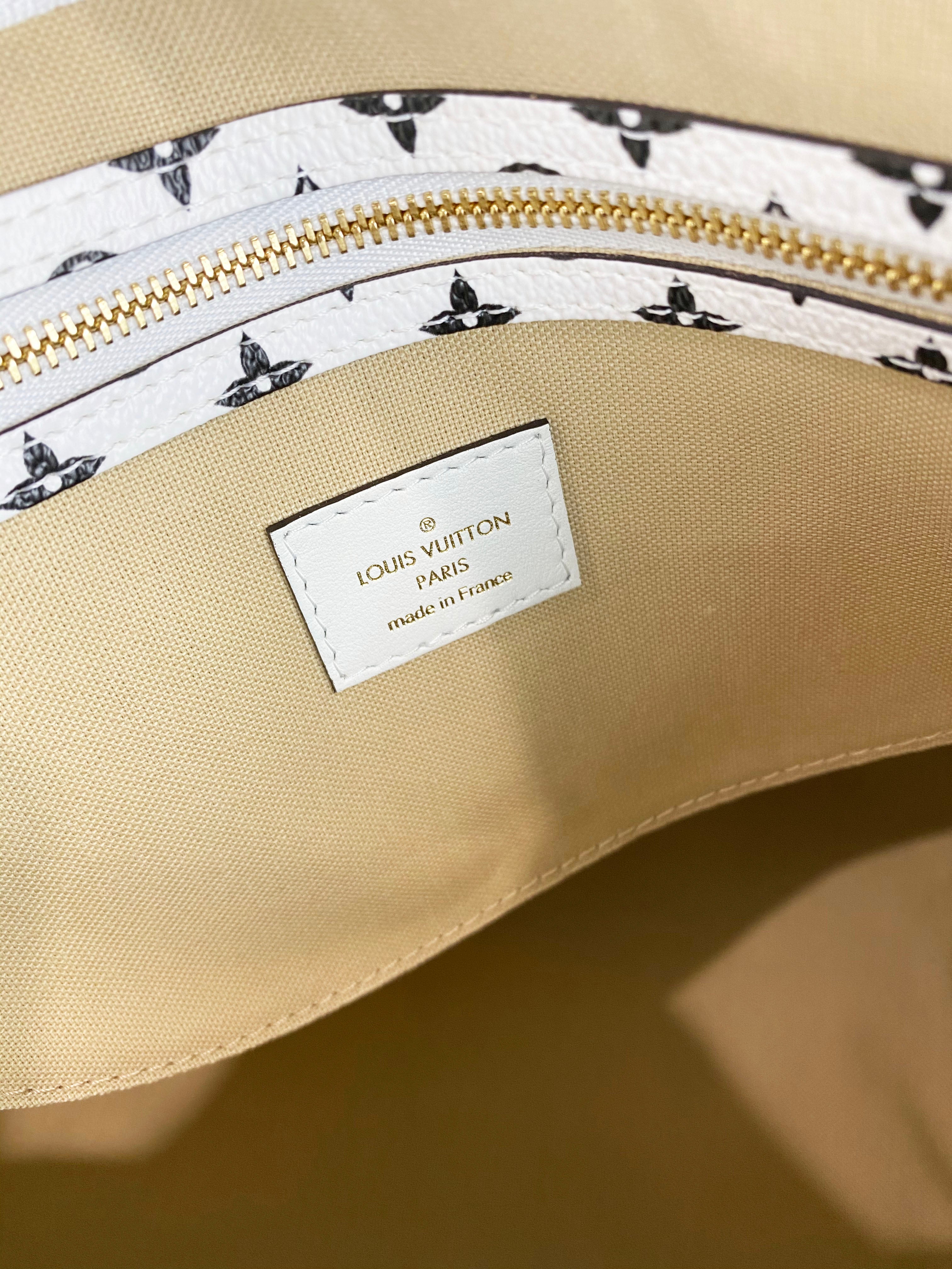 Louis Vuitton White & Khaki Speedy 30 Bag