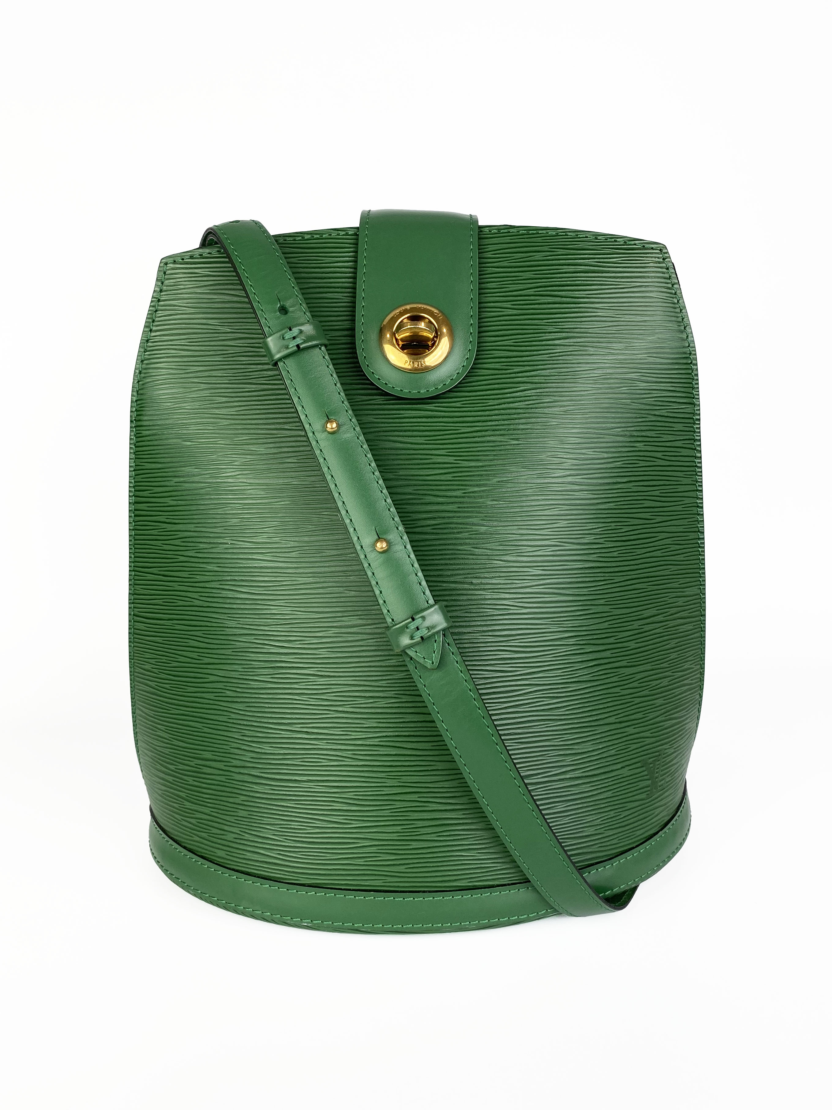 louis-vuitton-vtg-green-bucket-bag-3.jpg